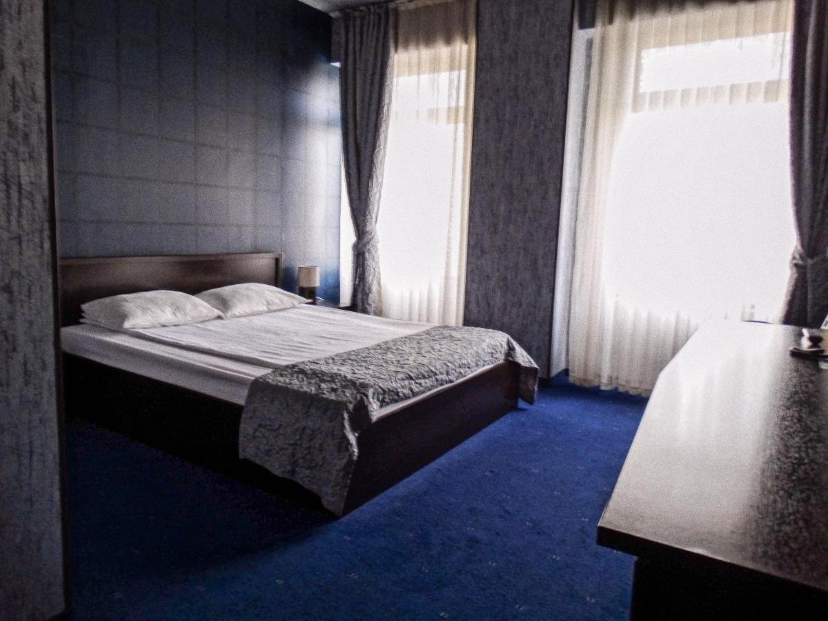 Hotel Aqualand プロヴディフ エクステリア 写真